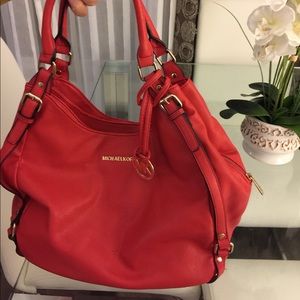 Red hand bag